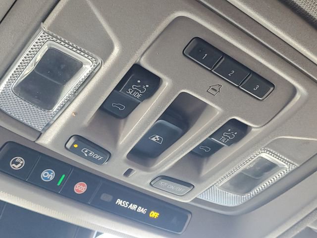 Used 2021 GMC Sierra 2500 SLT w/ SLT Premium Package image 26