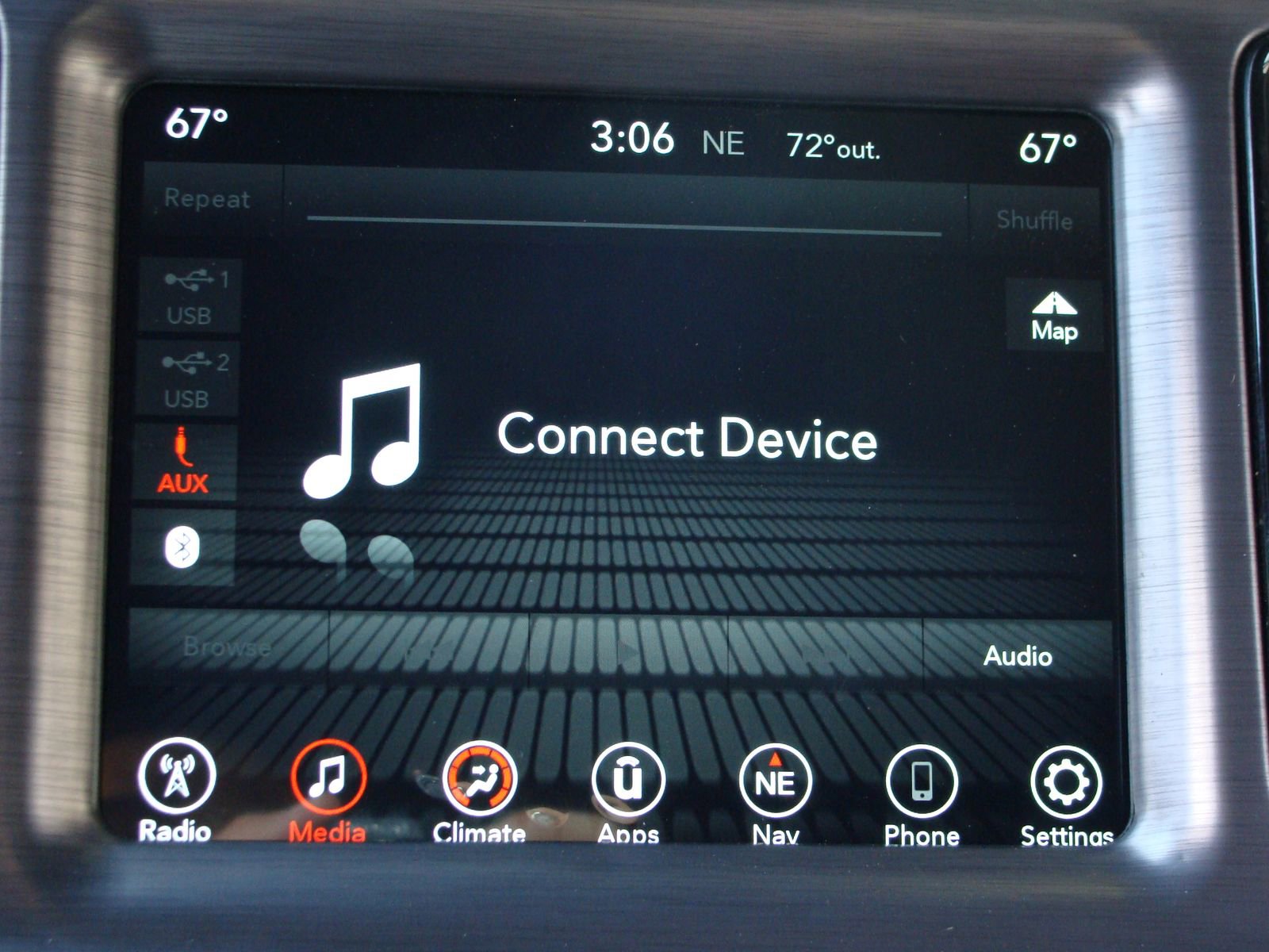 Used 2017 Dodge Challenger R/T w/ Driver Convenience Group RWD image 18