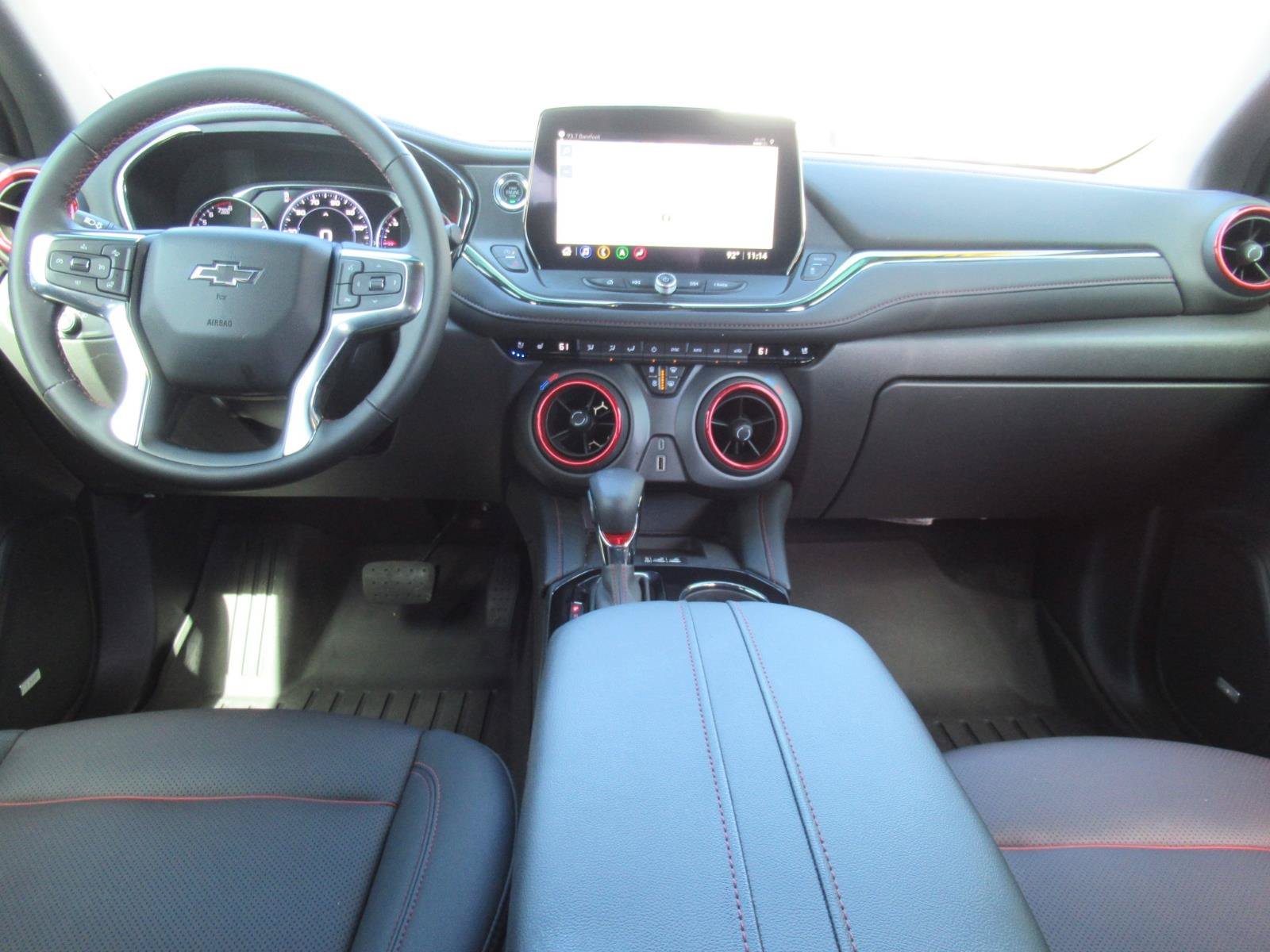 Used 2024 Chevrolet Blazer RS w/ Enhanced Convenience Package FWD image 13