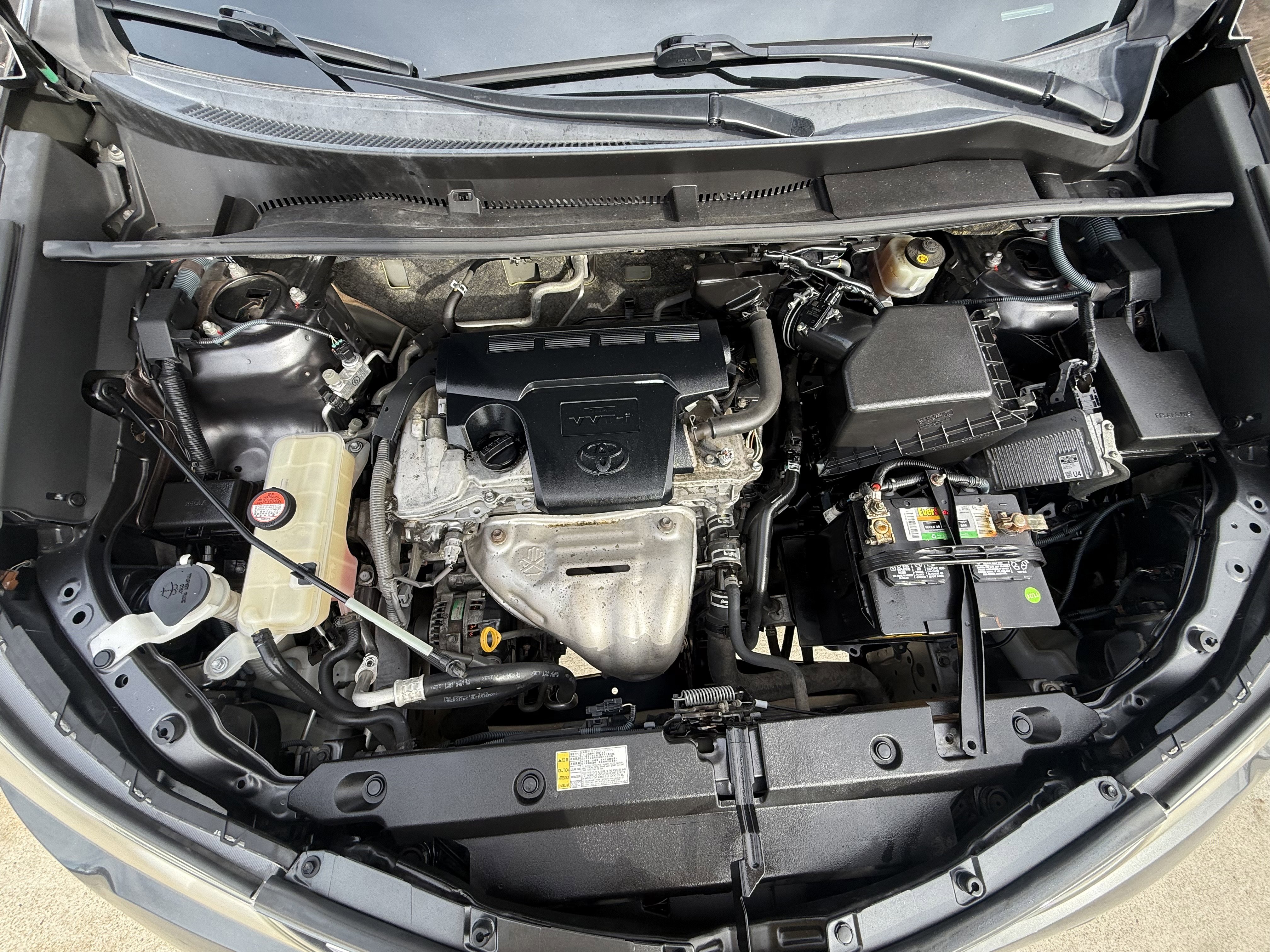 Used 2015 Toyota RAV4 LE image 18