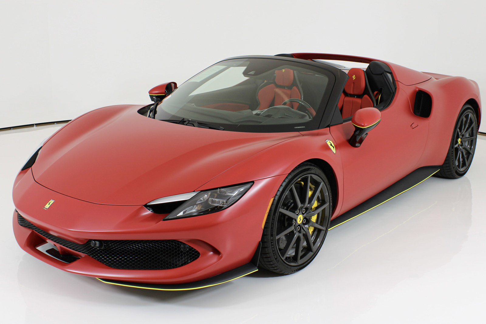 Used 2024 Ferrari 296 GTS RWD image 50