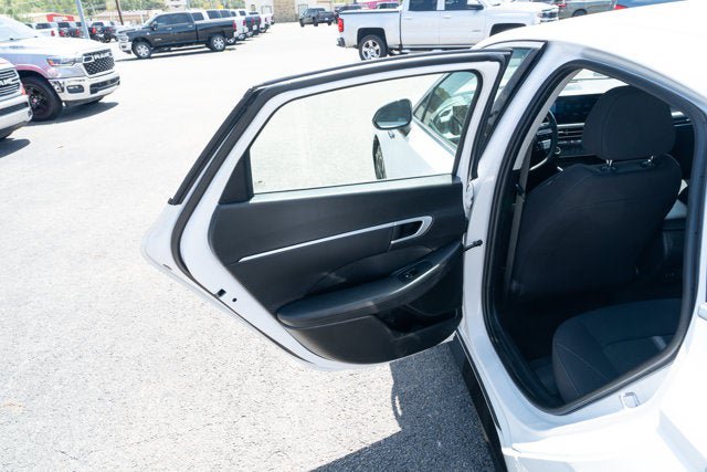 Used 2025 Hyundai Sonata SEL FWD image 13