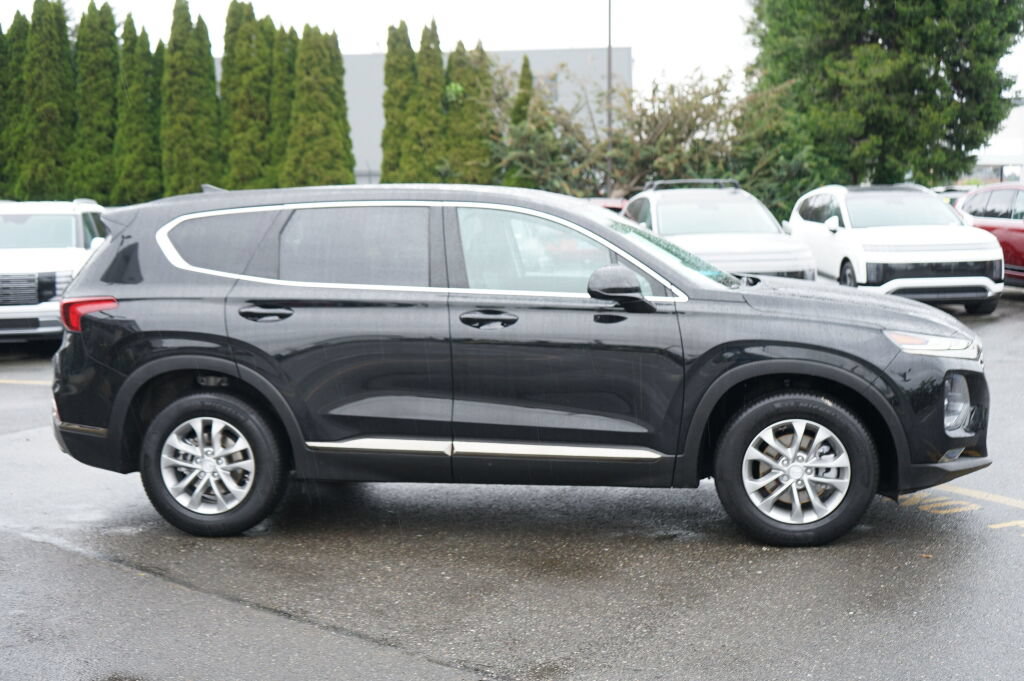 Used 2019 Hyundai Santa Fe SEL AWD/4WD image 2