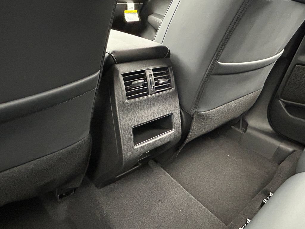 New 2026 Mitsubishi Outlander SE FWD image 24
