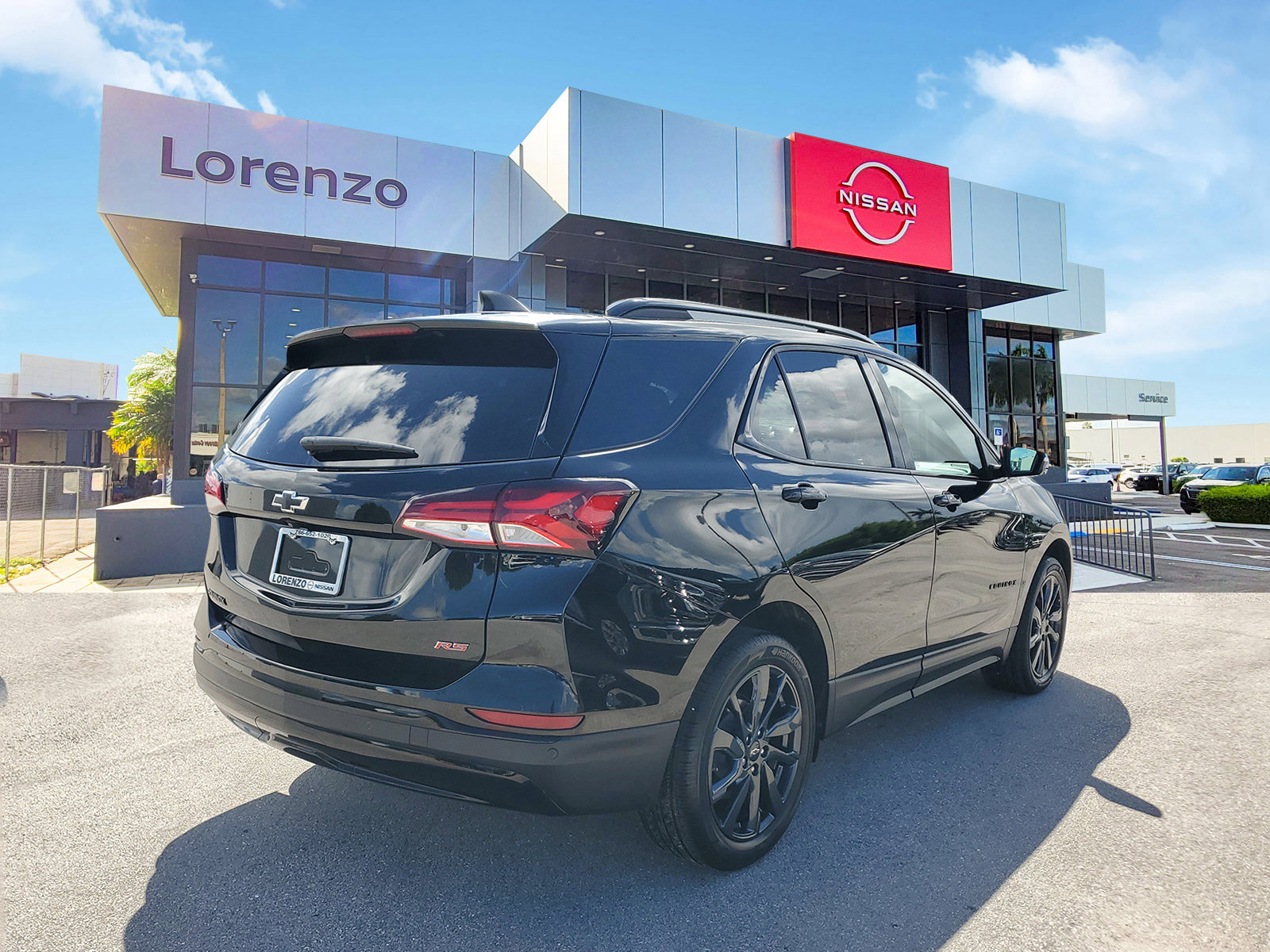 Used 2024 Chevrolet Equinox RS w/ RS Leather Package image 5