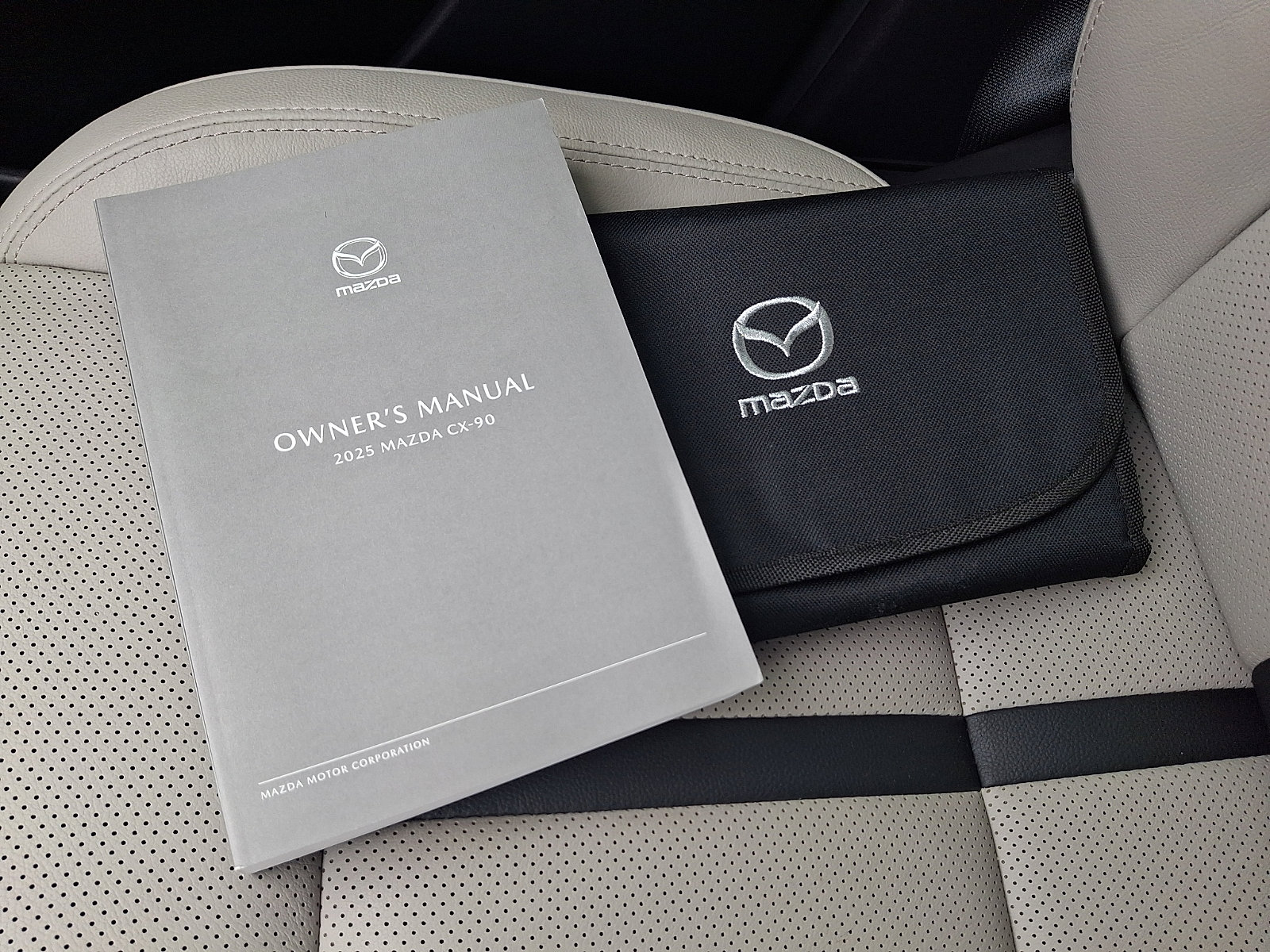 Certified 2025 MAZDA CX-90 3.3 Turbo w/ Preferred Package image 27