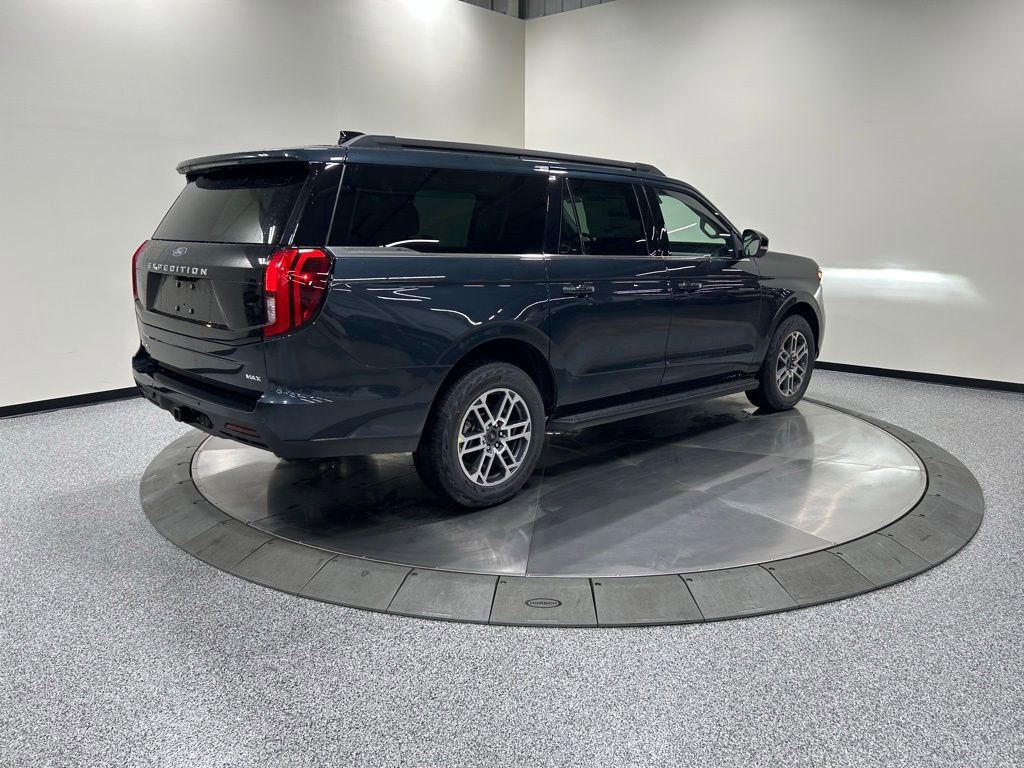 New 2025 Ford Expedition Max Active image 5