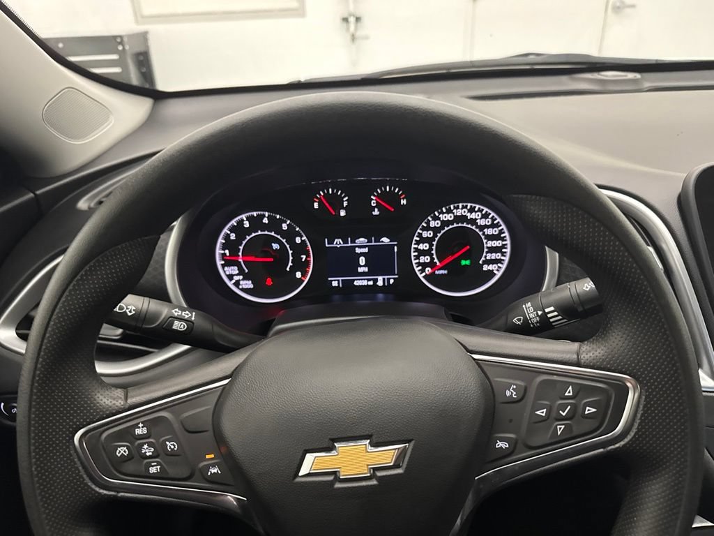 Used 2024 Chevrolet Malibu LT FWD image 12