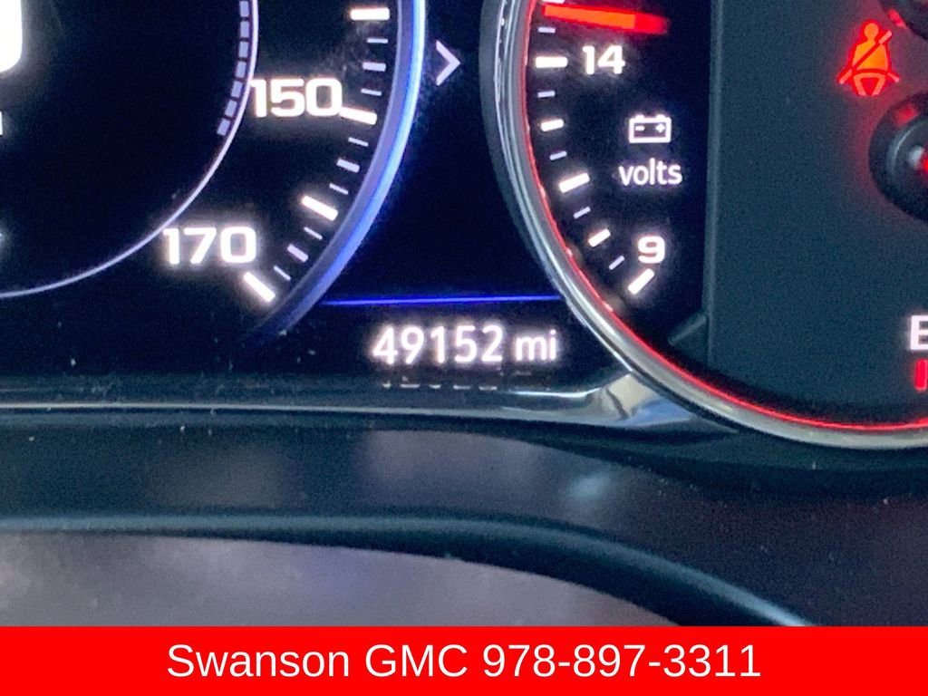 Certified 2023 GMC Acadia SLT w/ Technology Package image 17