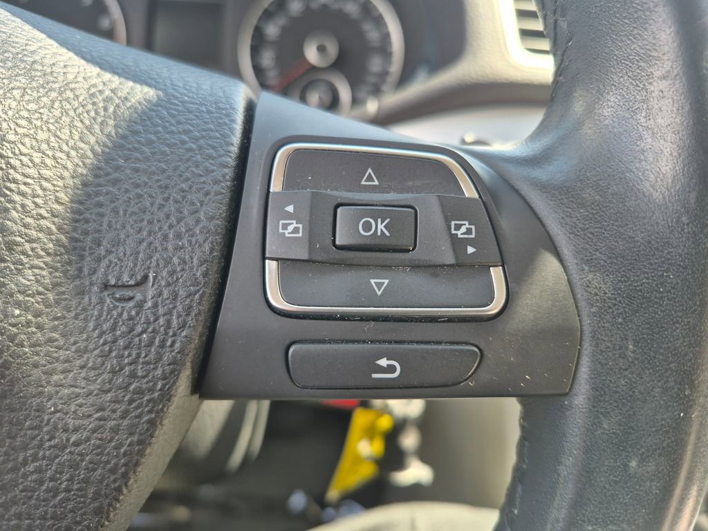 Used 2013 Volkswagen Passat 2.5 SE FWD image 17