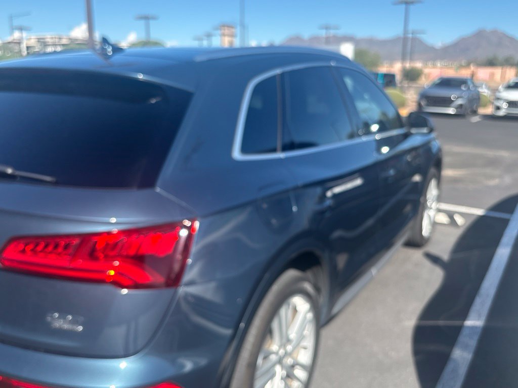 Used 2018 Audi Q5 Prestige w/ Prestige Package AWD/4WD image 2