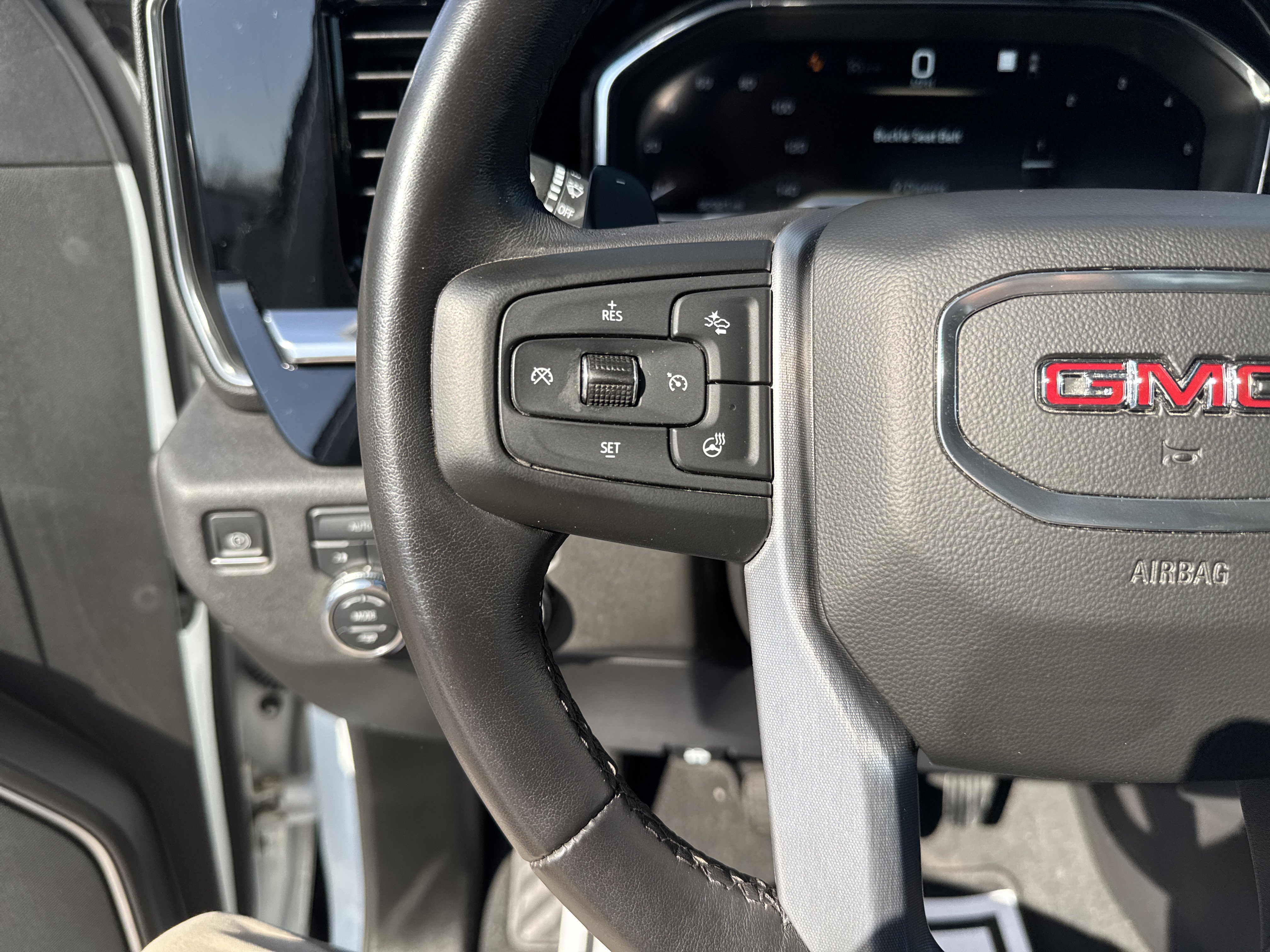 Used 2023 GMC Sierra 1500 SLT w/ SLT Premium Package AWD/4WD image 18