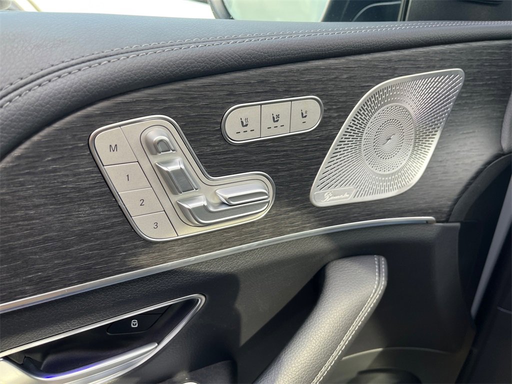 New 2026 Mercedes-Benz GLS 580 4MATIC image 10