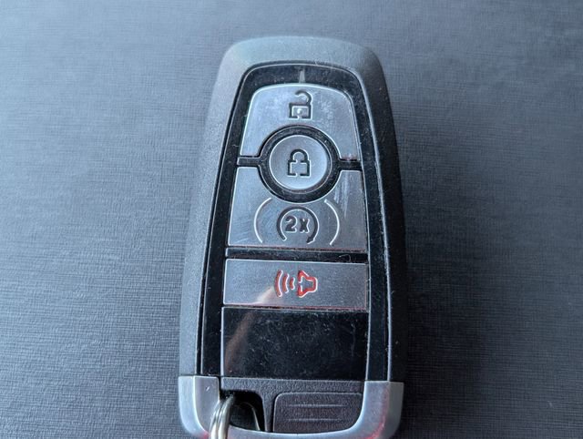 Used 2023 Ford Bronco Wildtrak image 28