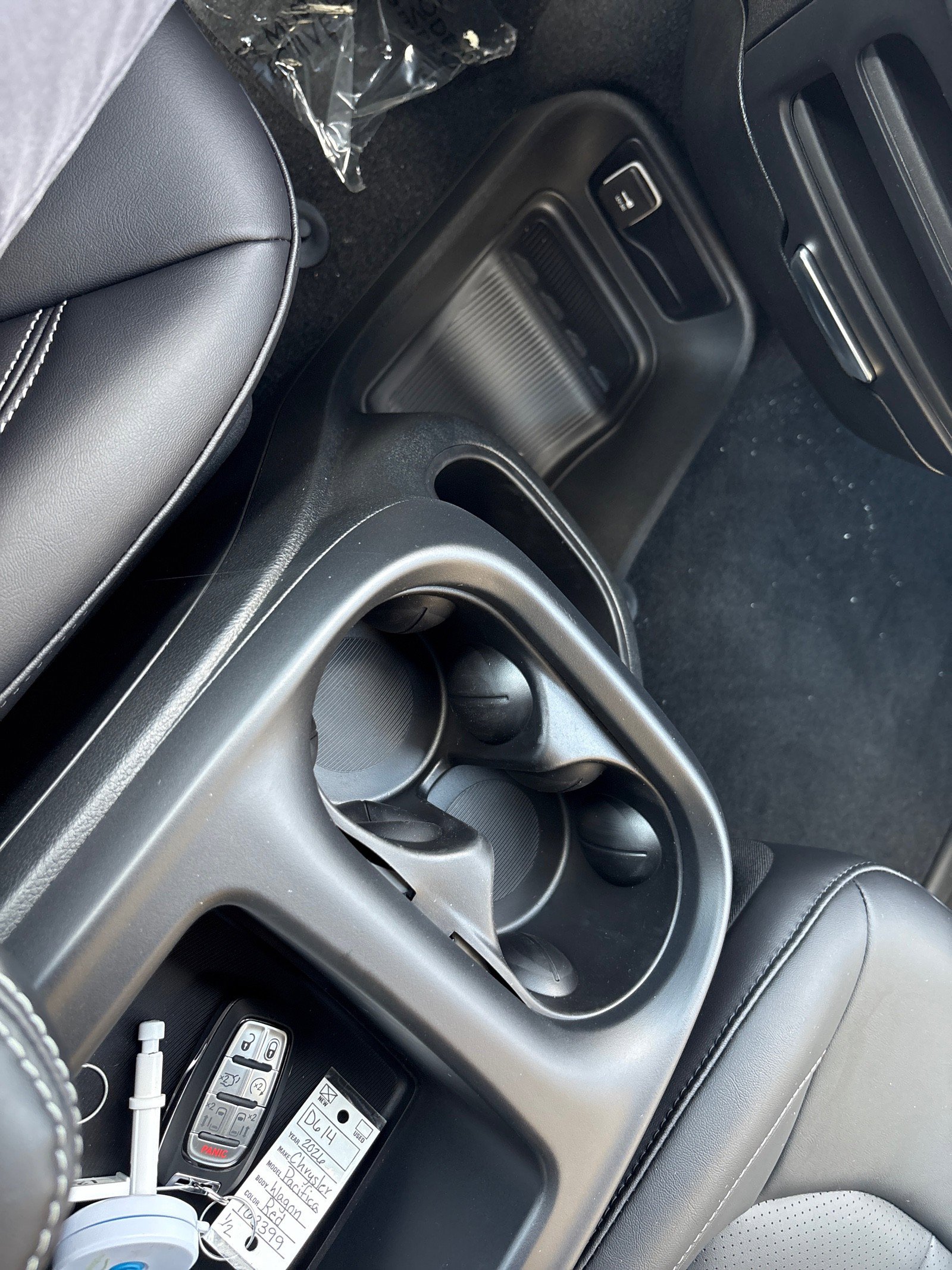 New 2026 Chrysler Pacifica Select image 17