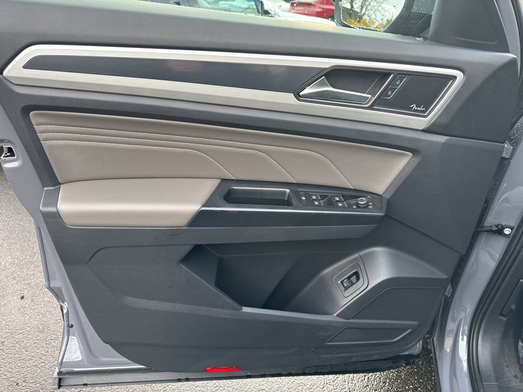 Used 2021 Volkswagen Atlas Cross Sport SEL Premium image 18