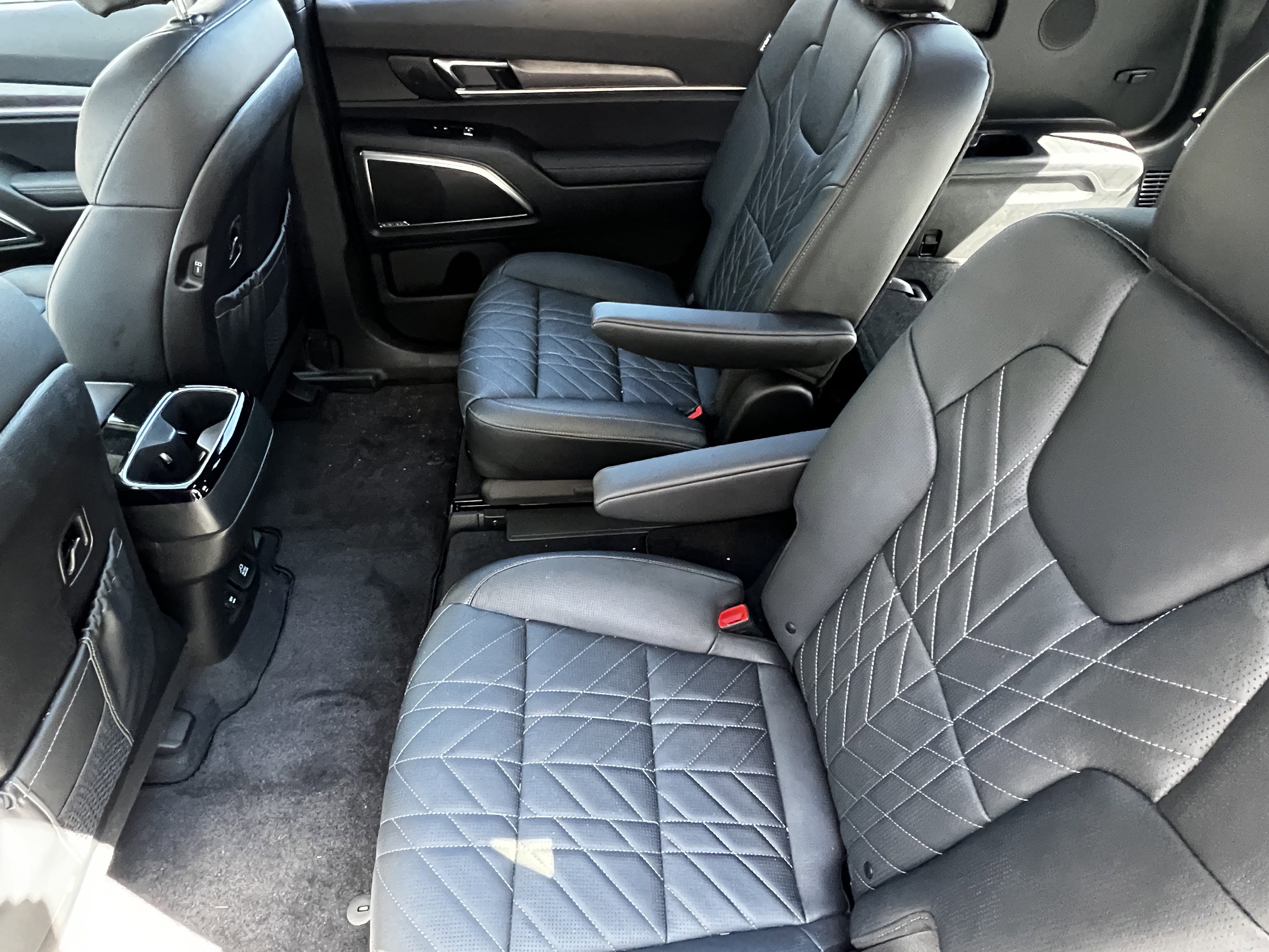 Used 2025 Kia Telluride SX Prestige X-Line image 30