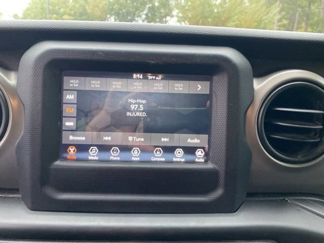 Used 2021 Jeep Wrangler Sport image 27