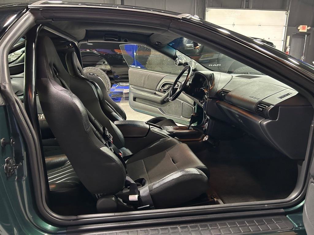 Used 1994 Chevrolet Camaro Z28 image 15