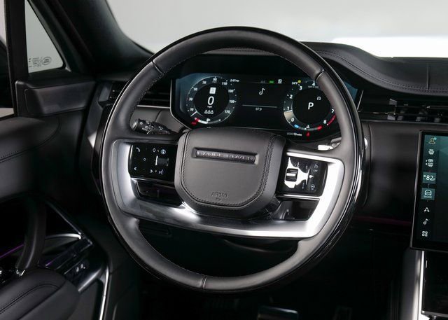 New 2026 Land Rover Range Rover SE image 12