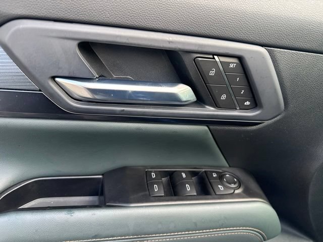 New 2026 GMC Terrain AT4 w/ Convenience Package III AWD/4WD image 11