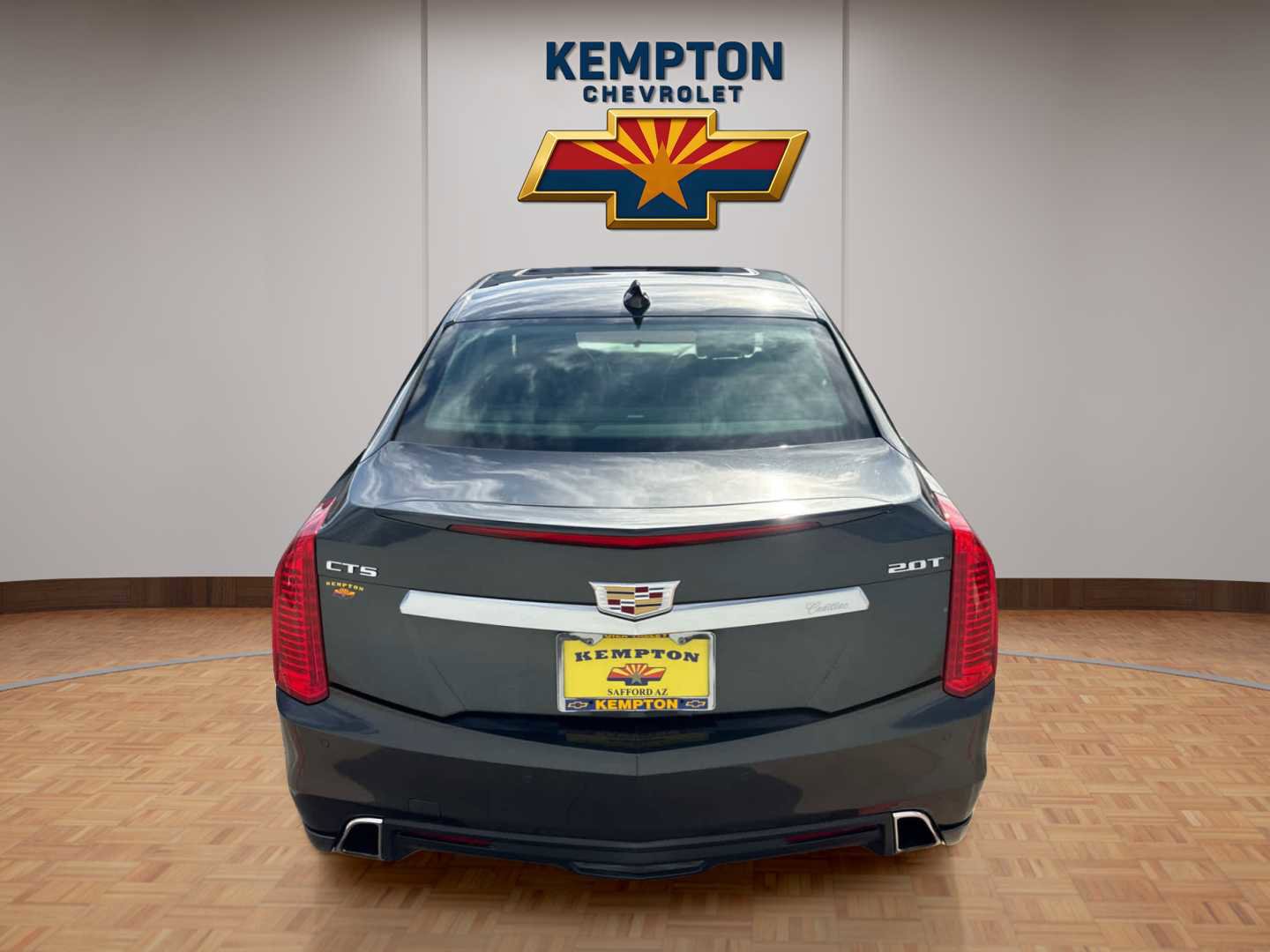 Used 2018 Cadillac CTS Luxury RWD image 5