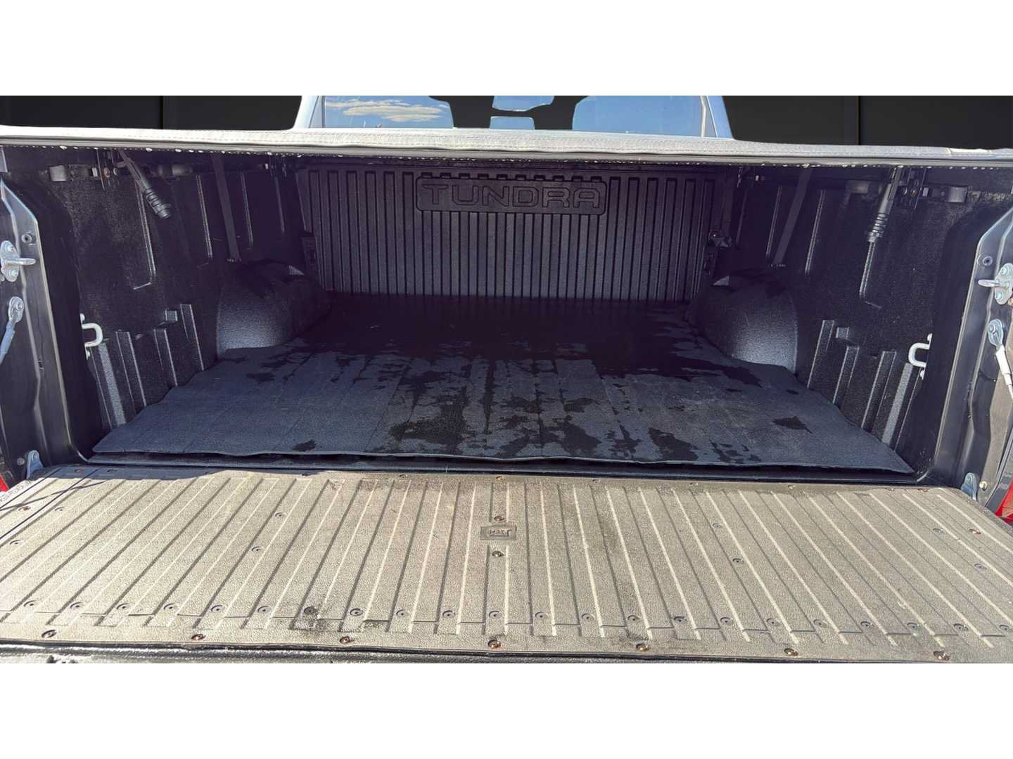 Used 2024 Toyota Tundra SR5 w/ SR5 Convenience Package AWD/4WD image 17