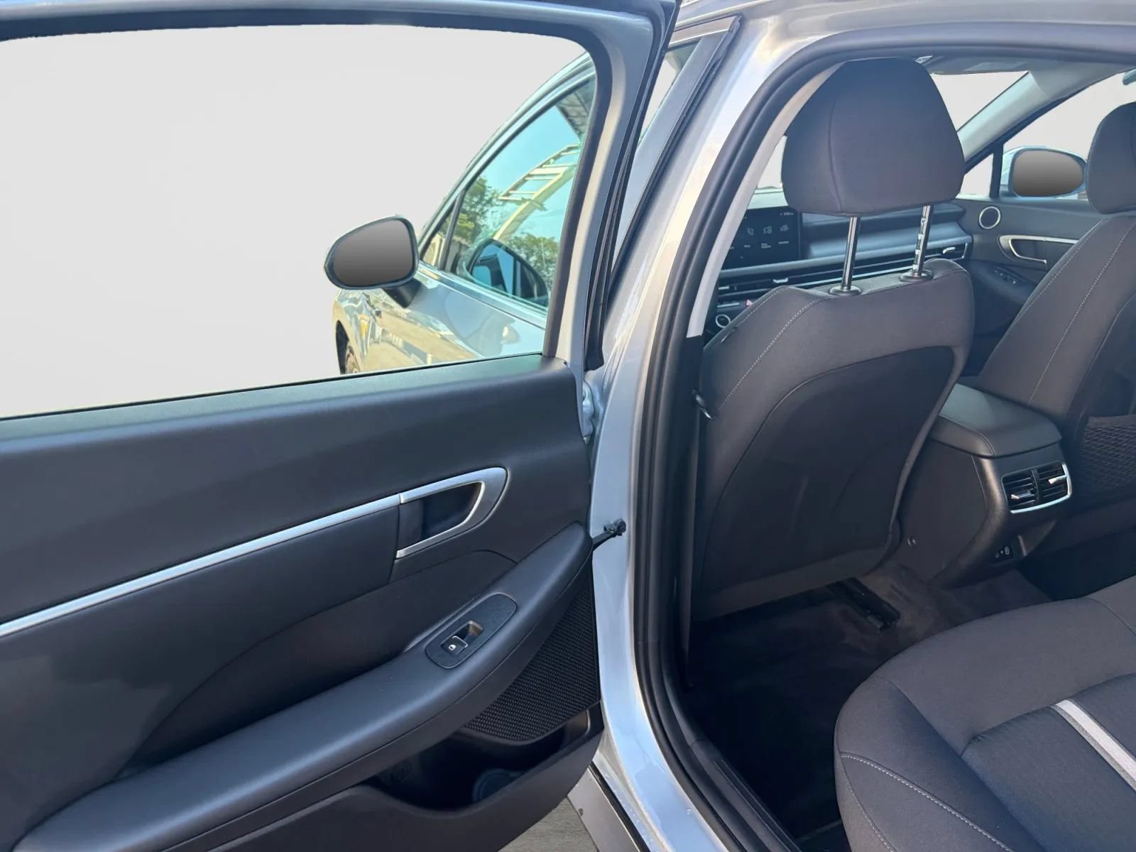 Used 2026 Hyundai Sonata Blue FWD image 14