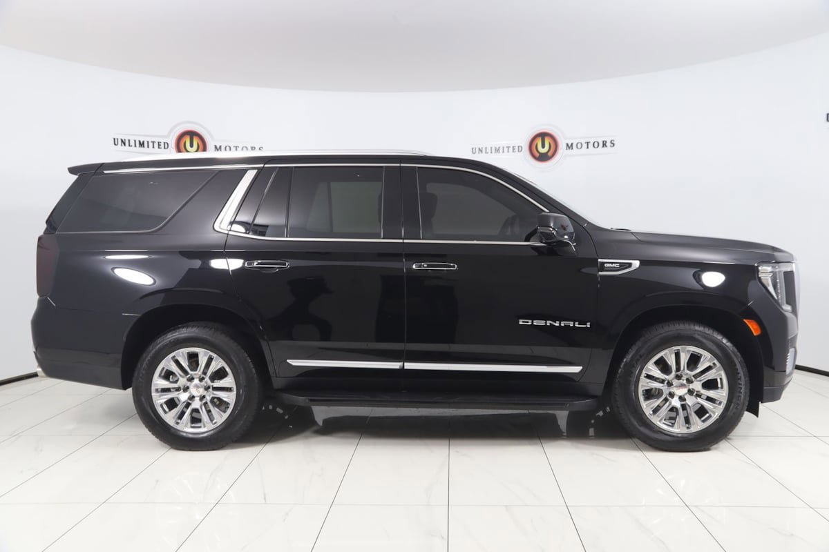 Used 2022 GMC Yukon Denali image 2