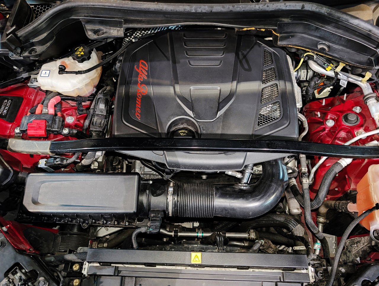 Used 2019 Alfa Romeo Stelvio AWD image 55