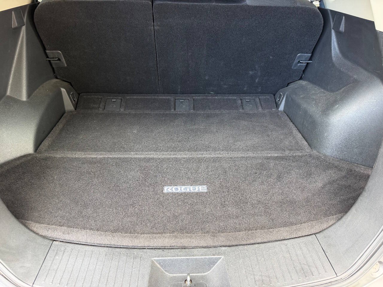 Used 2014 Nissan Rogue S AWD/4WD image 8