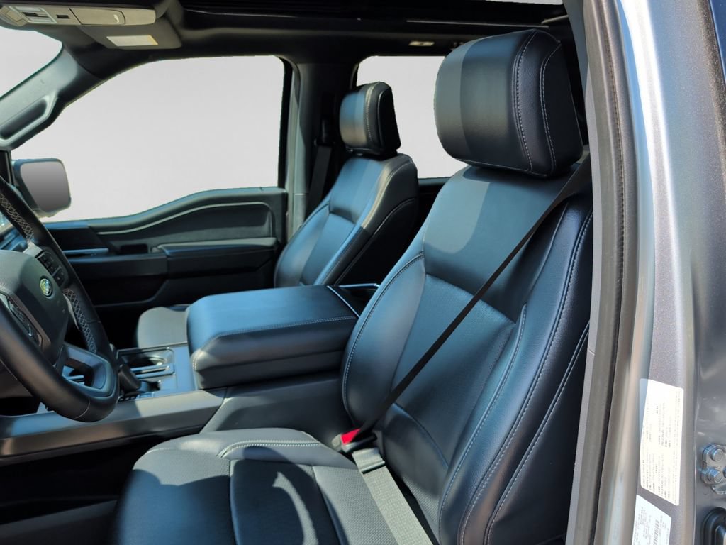 Used 2025 Ford F150 Lariat AWD/4WD image 17