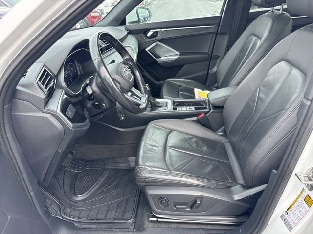 Used 2020 Audi Q3 2.0T Premium image 11