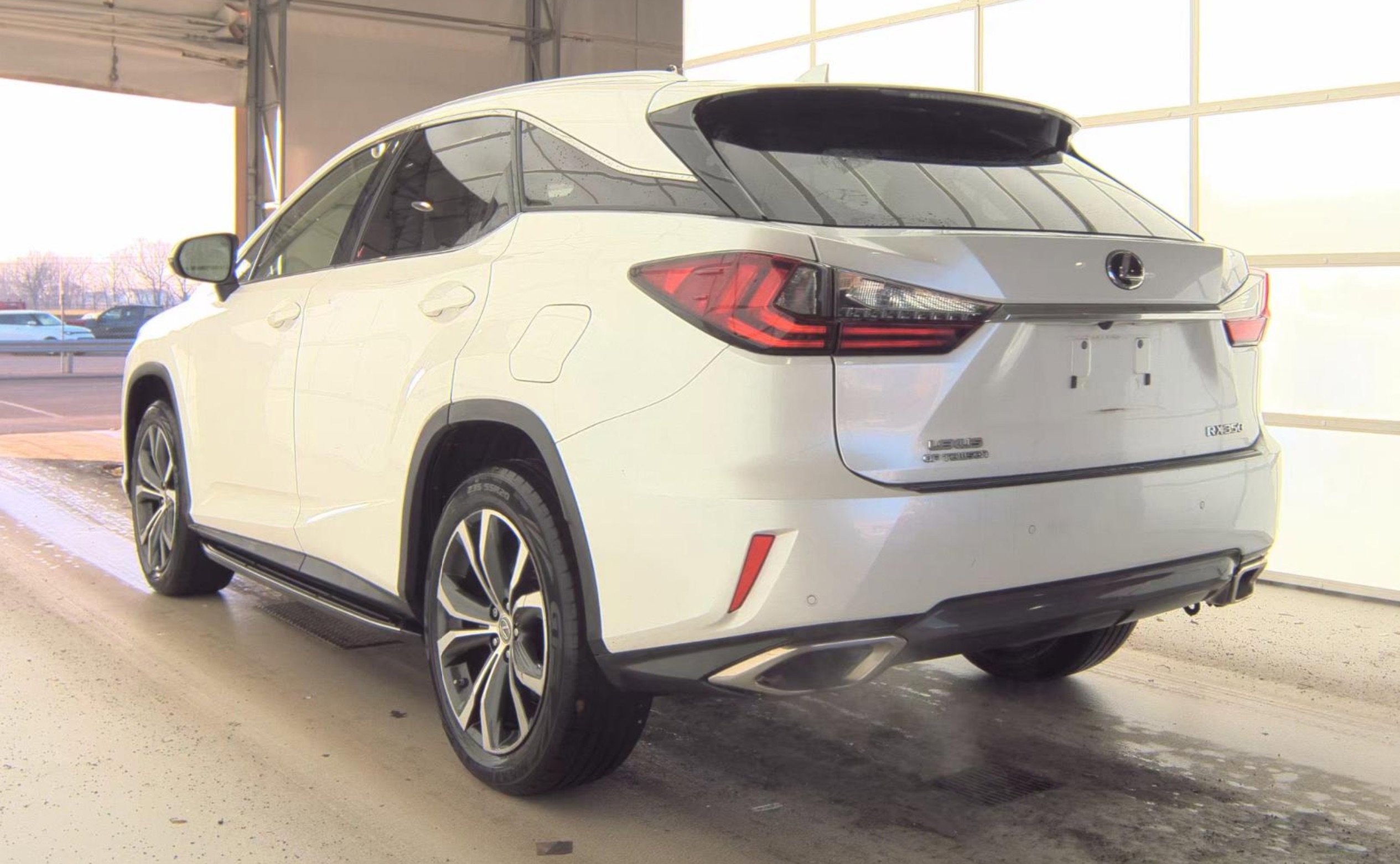 Used 2017 Lexus RX 350 AWD w/ Premium Package image 4