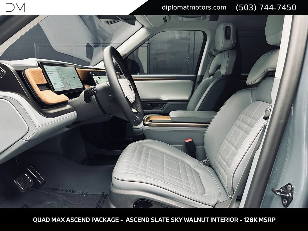 Used 2026 Rivian R1S Premium AWD/4WD image 17