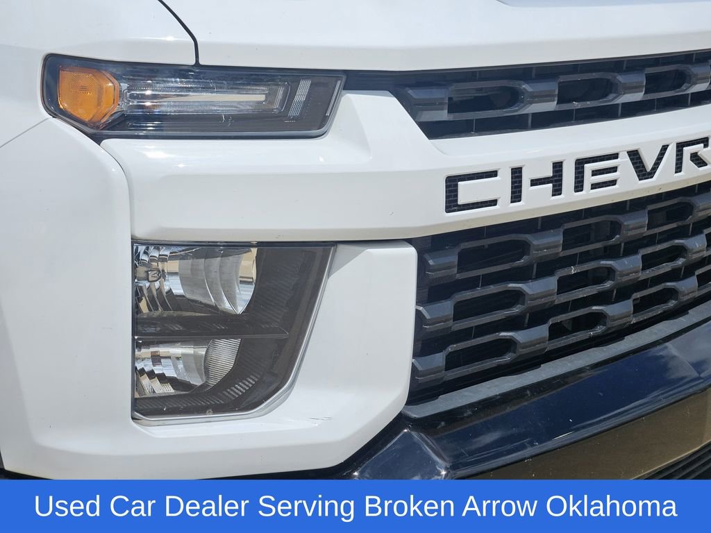 Used 2022 Chevrolet Silverado 2500 Custom RWD image 9