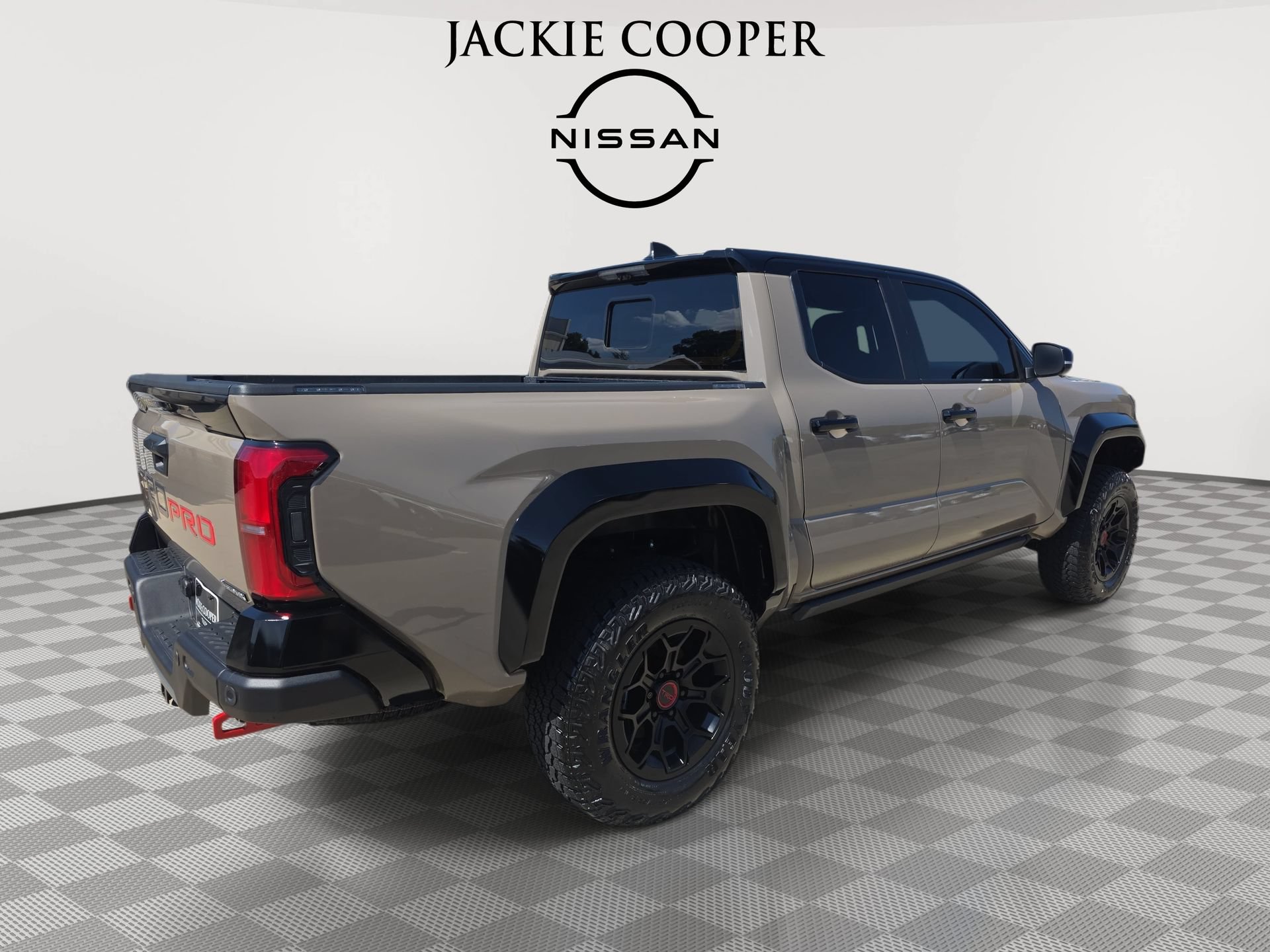 Used 2025 Toyota Tacoma TRD Pro AWD/4WD image 5
