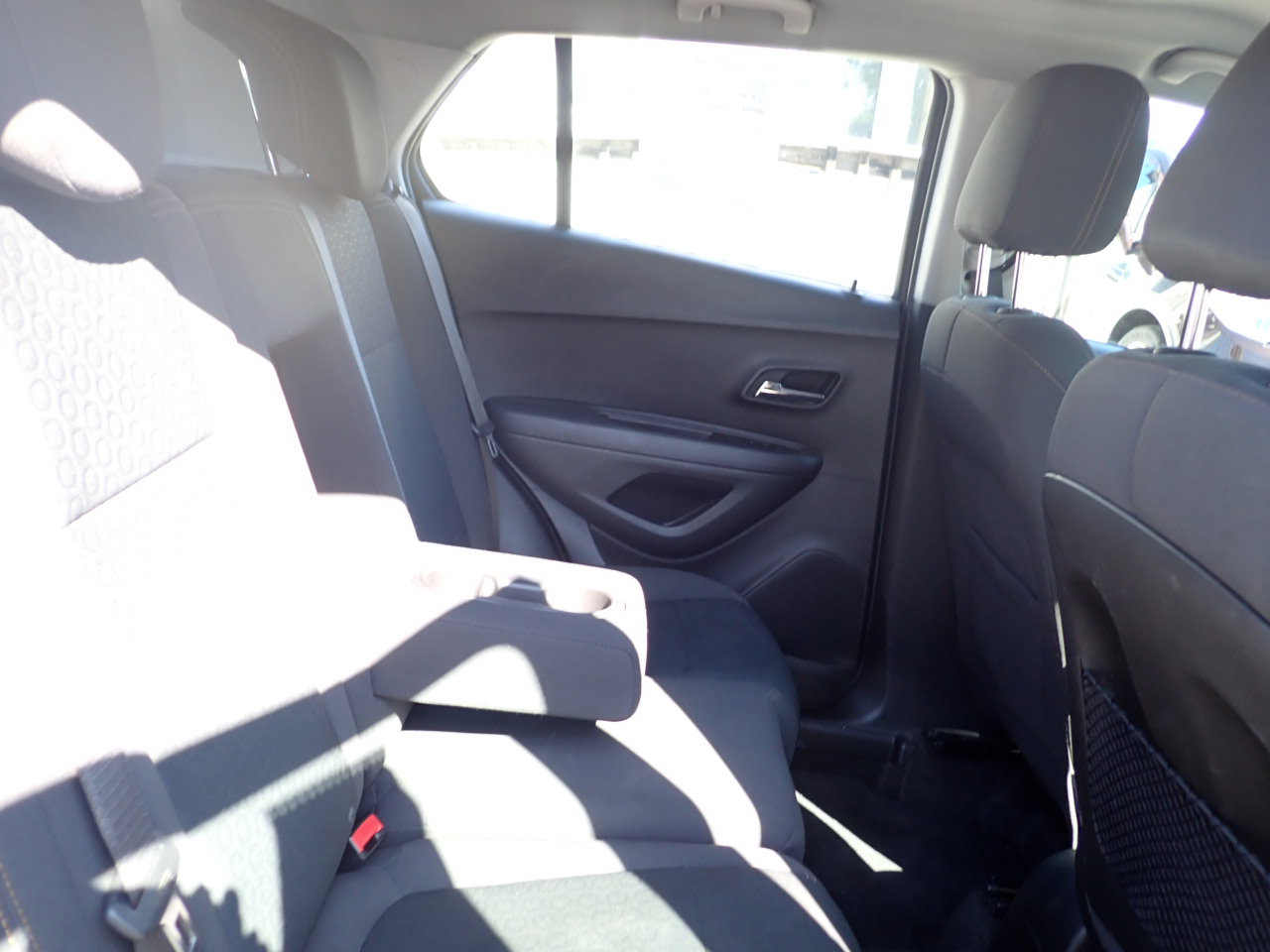 Used 2017 Chevrolet Trax LS image 29