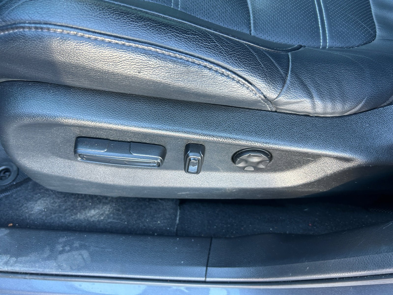 Used 2018 Honda CR-V Touring image 14