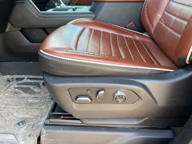 Used 2024 GMC Sierra 2500 Denali Ultimate AWD/4WD image 14