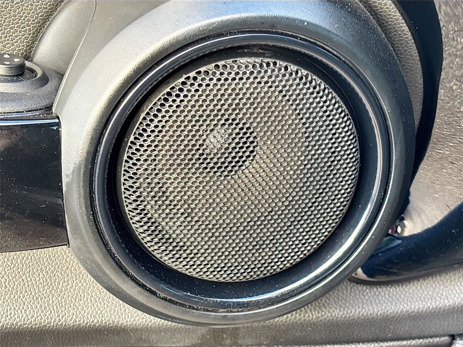 Used 2019 MINI Cooper S image 18