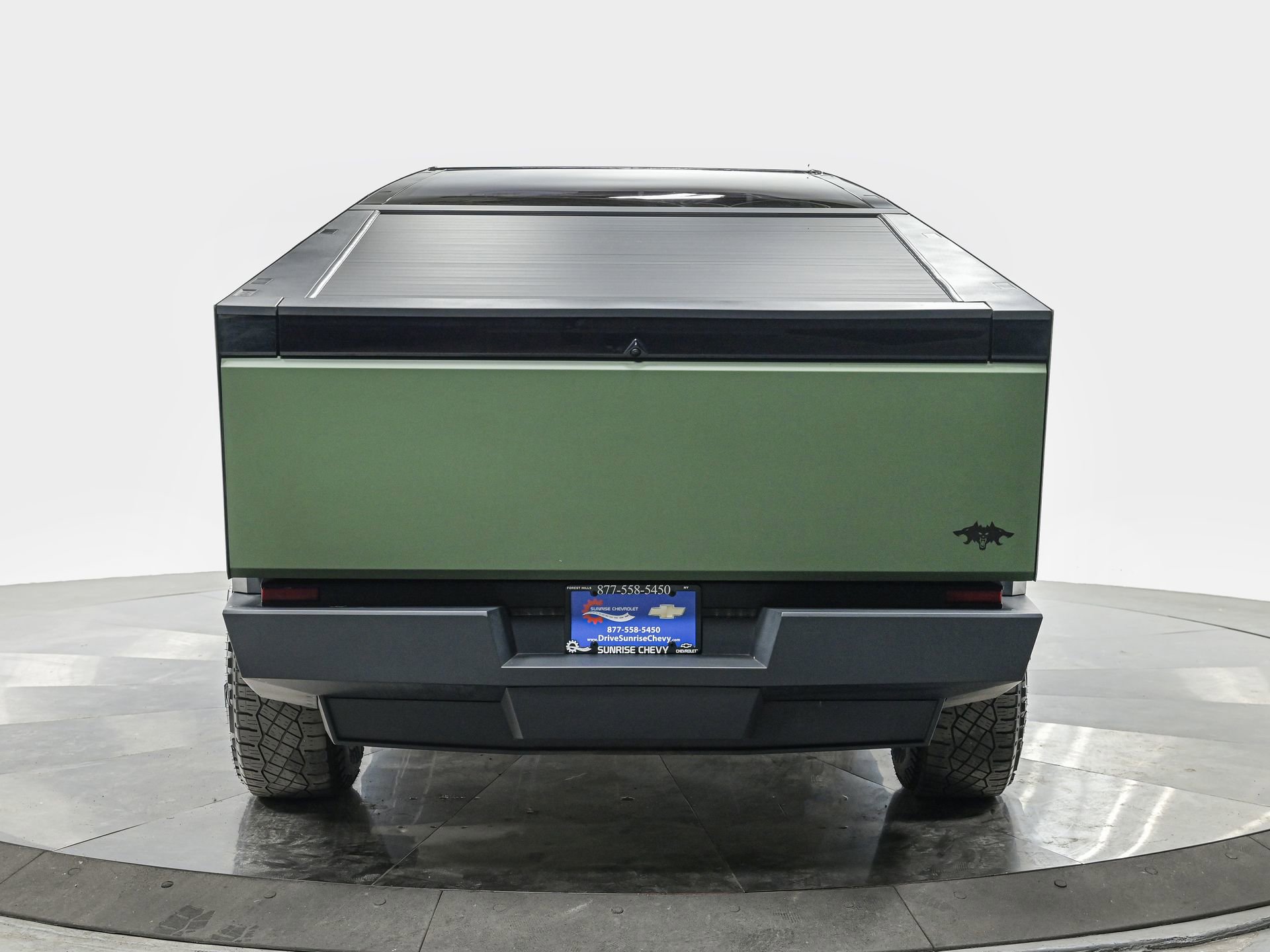 Used 2024 Tesla Cybertruck Cyberbeast AWD/4WD image 4