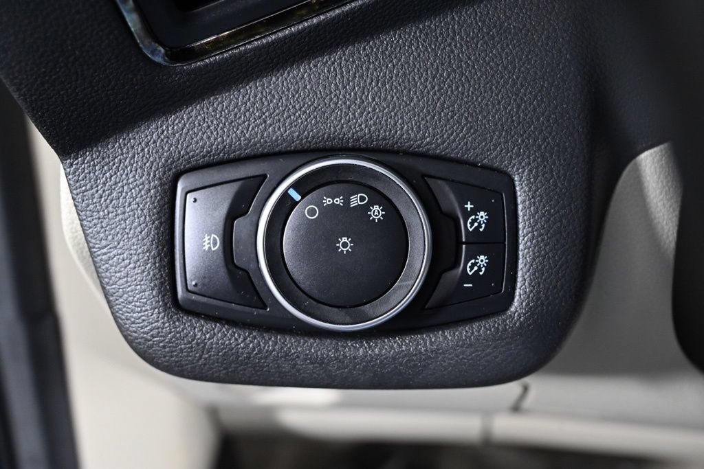 Used 2015 Ford Escape Titanium AWD/4WD image 21