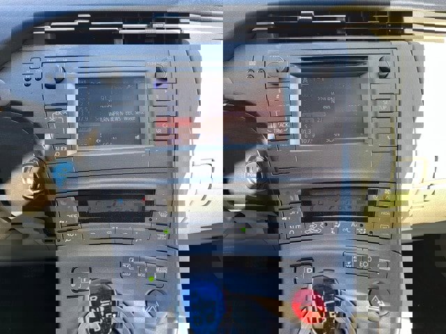 Used 2015 Toyota Prius Persona Series image 7