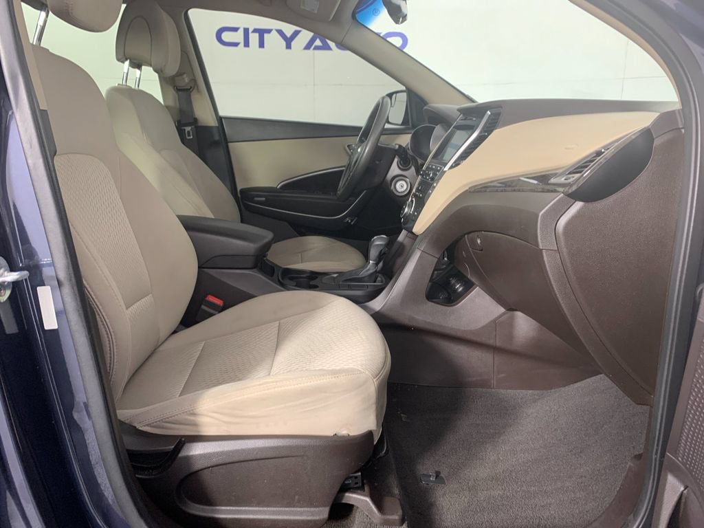 Used 2017 Hyundai Santa Fe Sport FWD image 39