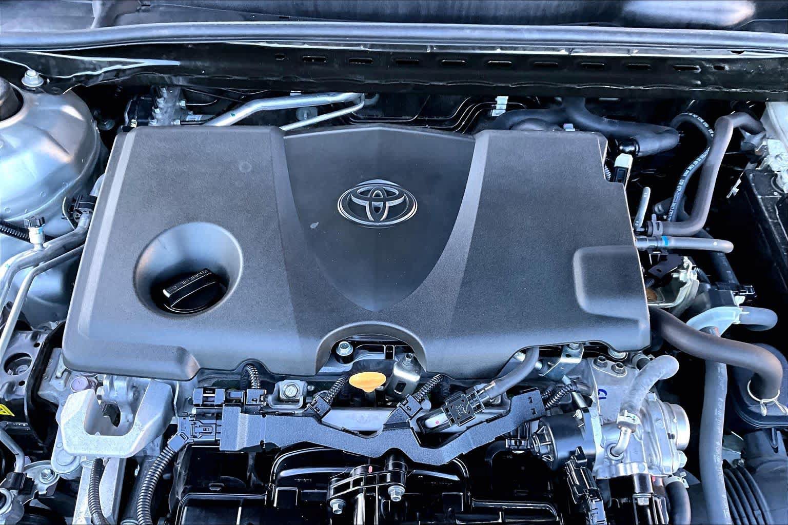 Used 2024 Toyota Camry LE FWD image 32
