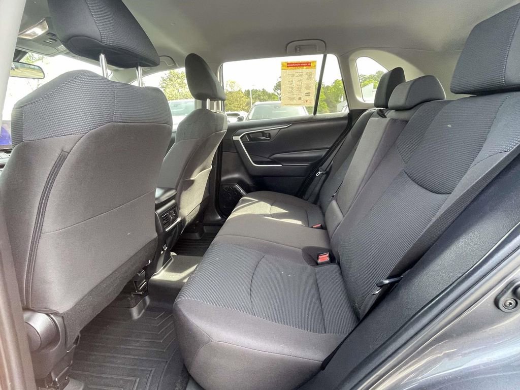 Used 2023 Toyota RAV4 LE image 12