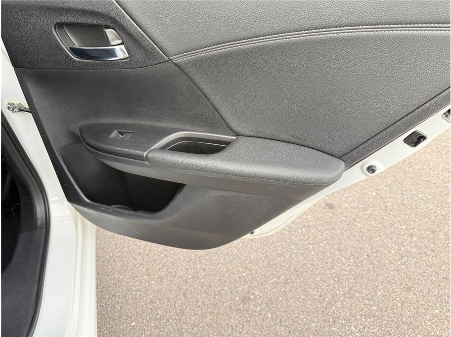 Used 2013 Honda Accord Sport image 33