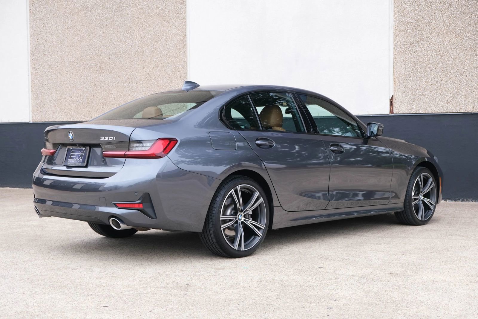 Used 2022 BMW 330i xDrive Sedan w/ Driving Assistance Package image 15