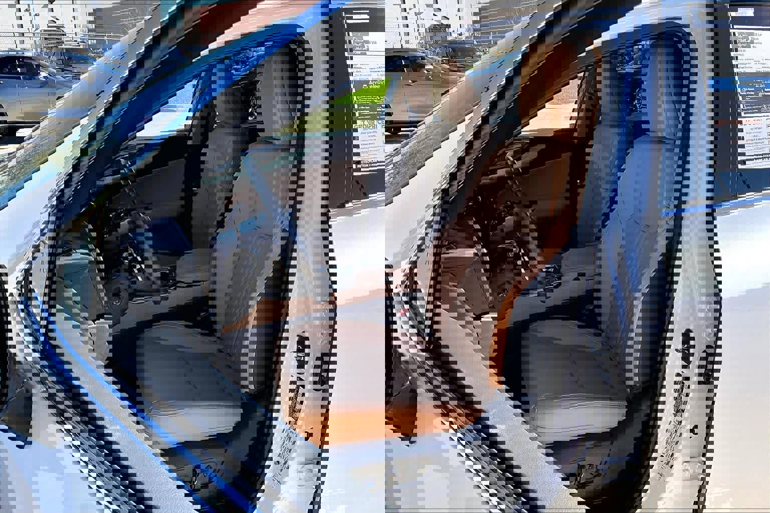 Used 2025 Lexus NX 250 FWD w/ Accessory Package (Z1) image 8